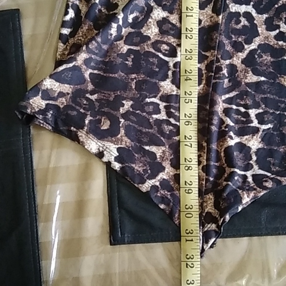 Robert Louis Sleeveless Leopard Print Tie-Neck Top - Brown - Picture 10 of 10